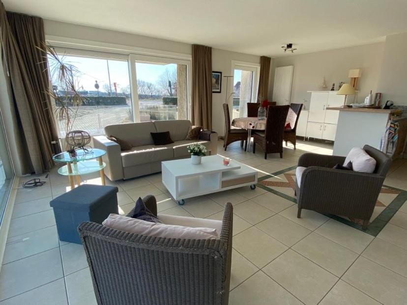 Sunnyside-Of-Thesea - With Open View On Nature, Big Terraces All Around - Very Close To Sea, Beach, Stores, Restaurants & Beach Bars Nieuwpoort Εξωτερικό φωτογραφία